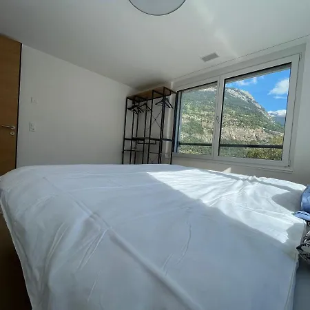Apartamento Alpinflair: Ski, Relax & Wandern * * * * * Brig